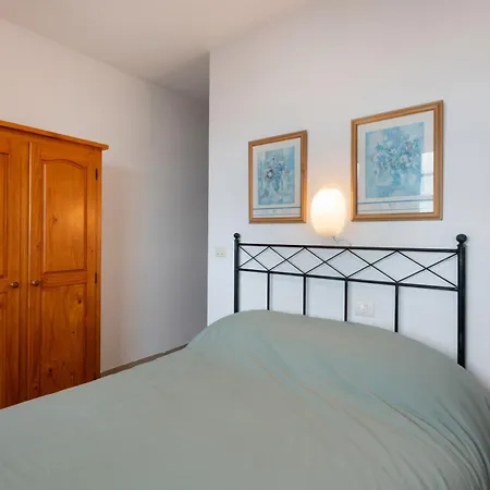 Apartment La Fajana